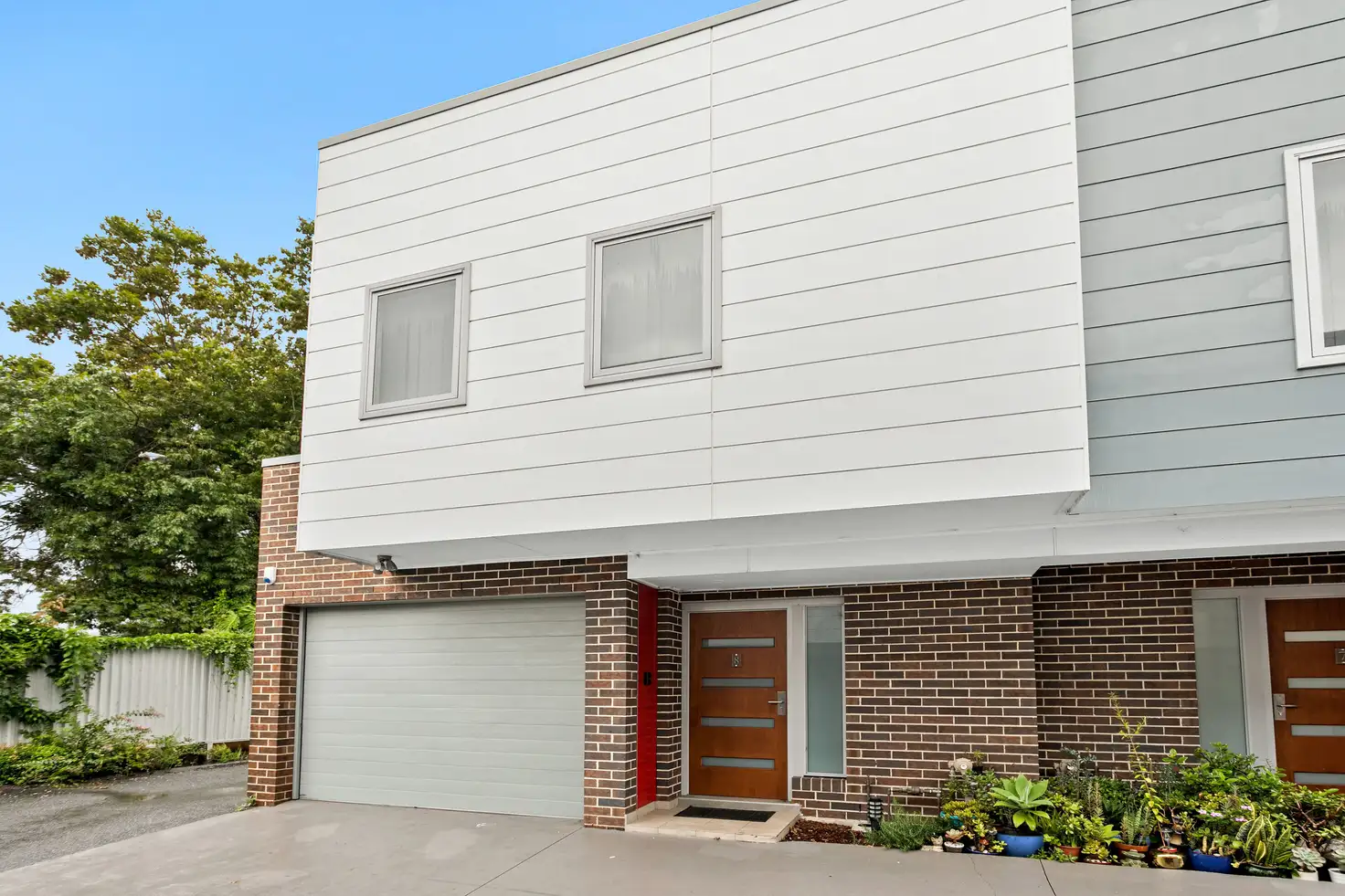 Main view of Homely townhouse listing, 8/17 Fisher Street, Oak Flats NSW 2529