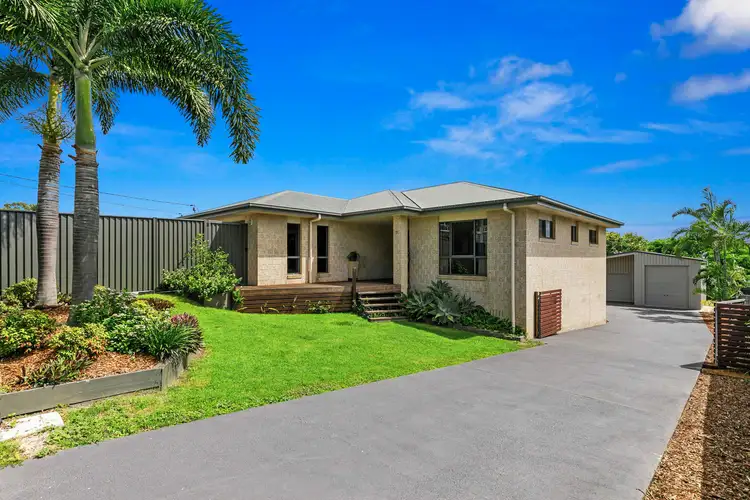 11 Jacobsen Outlook, Urraween QLD 4655