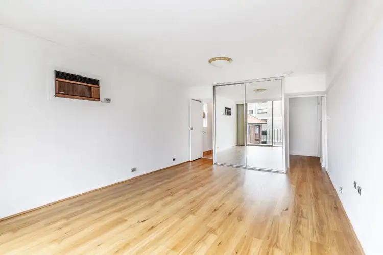 Sixth view of Homely studio listing, 39/68 Roslyn Gardens, Elizabeth Bay NSW 2011