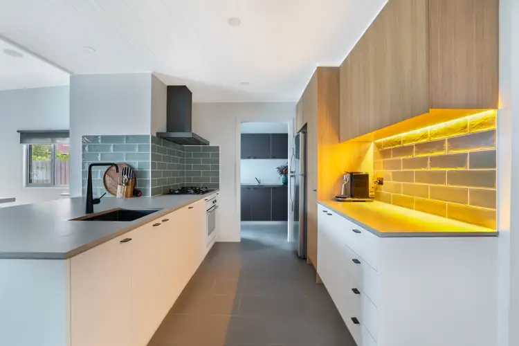 Fifth view of Homely house listing, 48 Tooradin Avenue, Dallas VIC 3047
