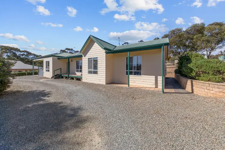 7 Hayward Street, Armagh SA 5453