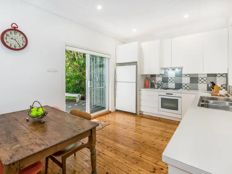 Fifth view of Homely apartment listing, 4/27 Bream Street, Coogee NSW 2034