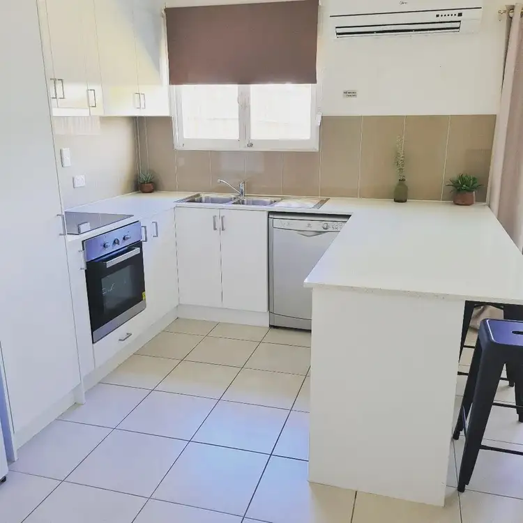 Fourth view of Homely semi-detached listing, 8 Byrne, West Gladstone QLD 4680