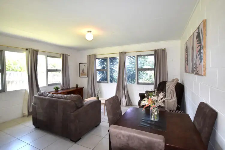 Seventh view of Homely semi-detached listing, 8 Byrne, West Gladstone QLD 4680