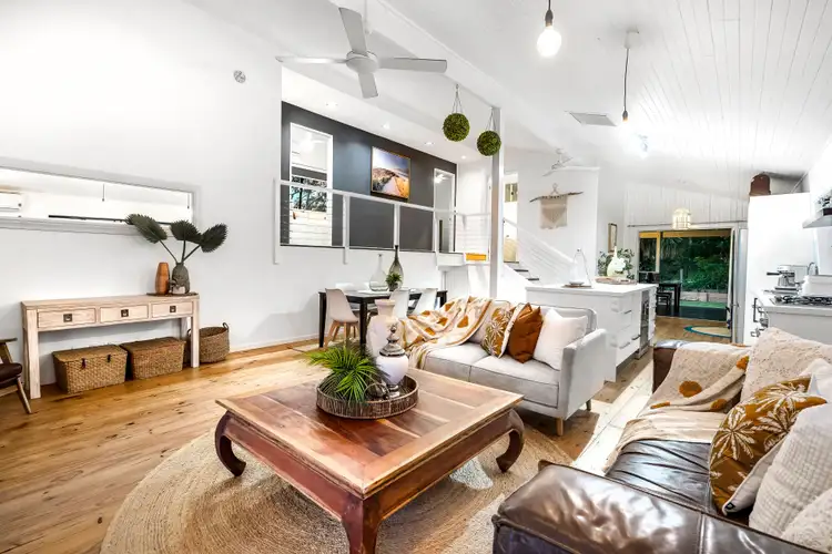 15 Kardella Street, Ashmore QLD 4214