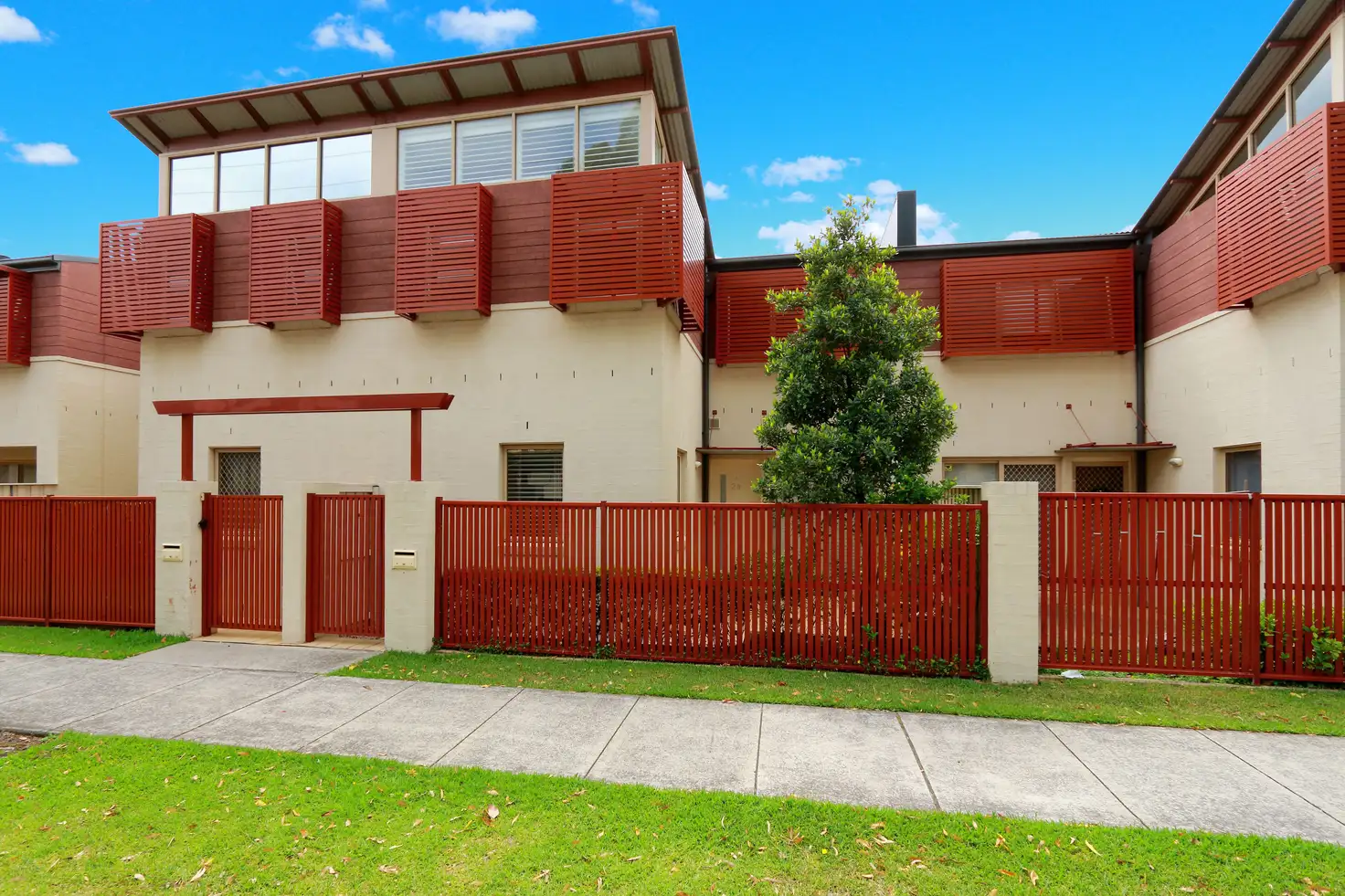Main view of Homely townhouse listing, 4/2a Rosa Street, Oatley NSW 2223