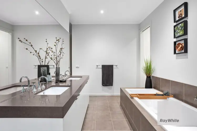 Fourth view of Homely house listing, 31 Omarama Way, Taylors Hill VIC 3037