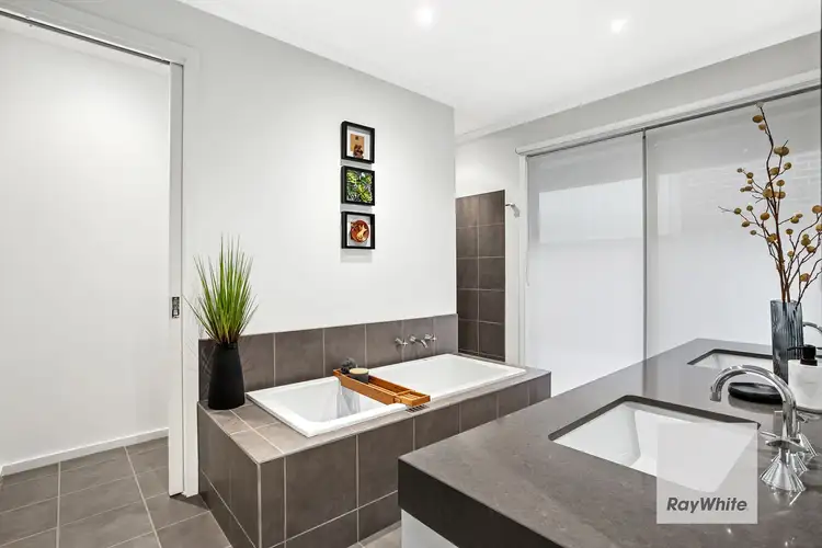 Fifth view of Homely house listing, 31 Omarama Way, Taylors Hill VIC 3037