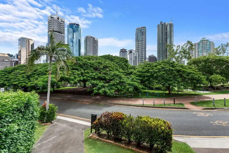 Third view of Homely apartment listing, 1&2/4 MacDonald Street, Kangaroo Point QLD 4169