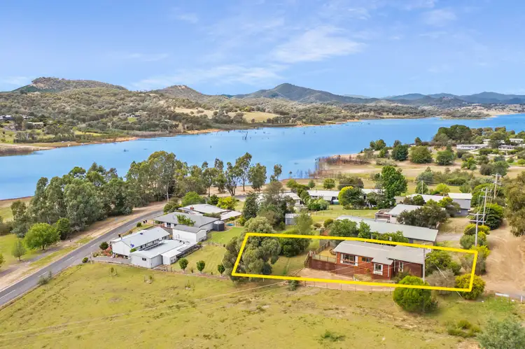 8 View Street, Goughs Bay VIC 3723
