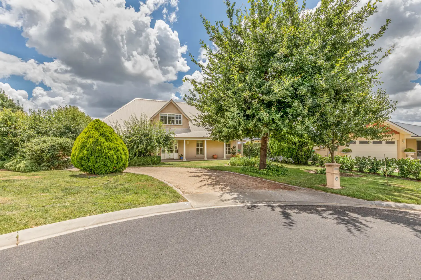Main view of Homely house listing, 5 Huntingdale Close, Robin Hill NSW 2795