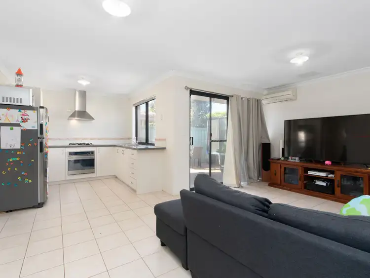 Sixth view of Homely unit listing, 6/10-12 James Street, Cannington WA 6107