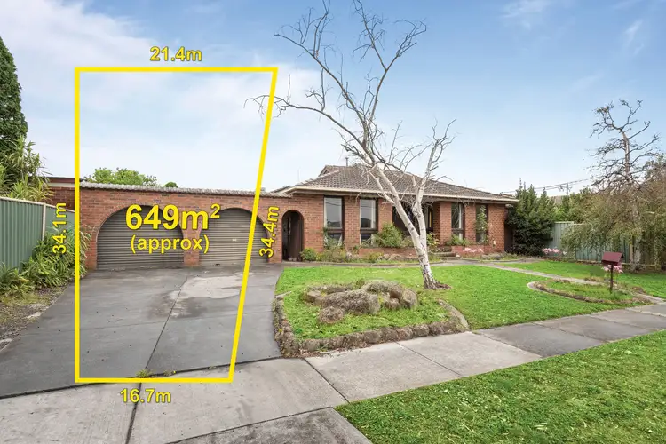 26 Rivett Crescent, Mulgrave VIC 3170