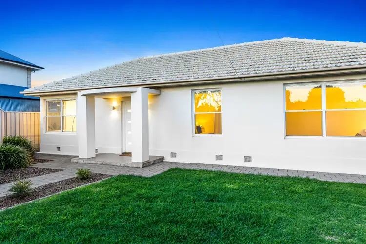 21D Barker Avenue, Findon SA 5023
