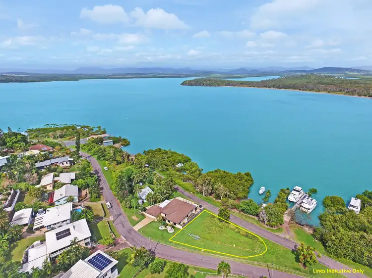 1 Sunset Drive, Sarina Beach QLD 4737