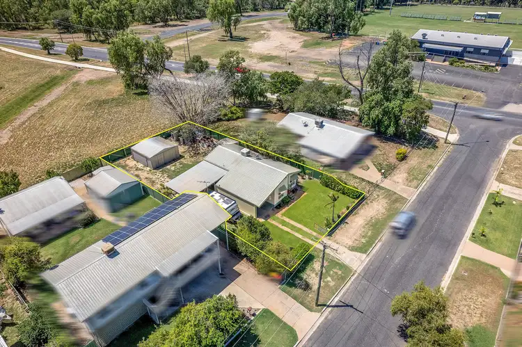 Second view of Homely house listing, 4 Fysh Street, Emerald QLD 4720