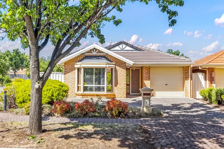 1 Saltram Parade, Oakden SA 5086