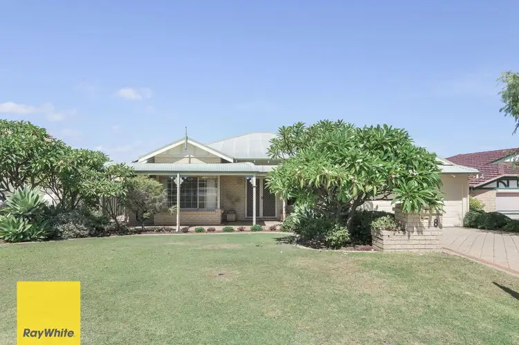 8 Fairpark Retreat, Landsdale WA 6065