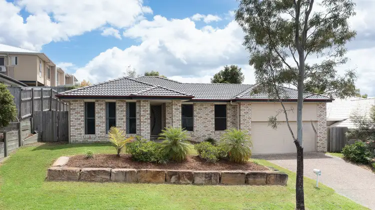 32 Rosella Crescent