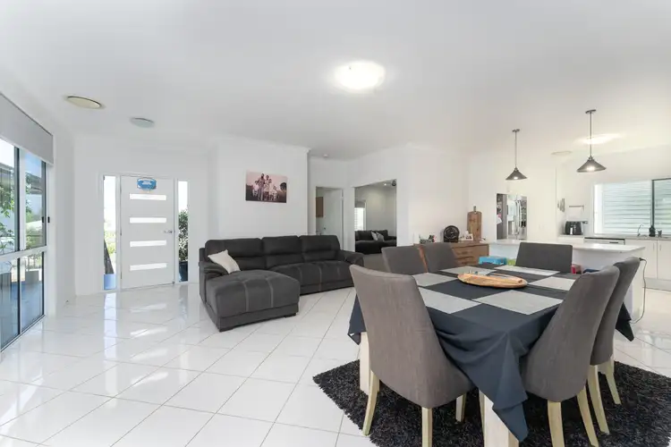 Sixth view of Homely house listing, 5/15 Banyula Close, Emerald QLD 4720