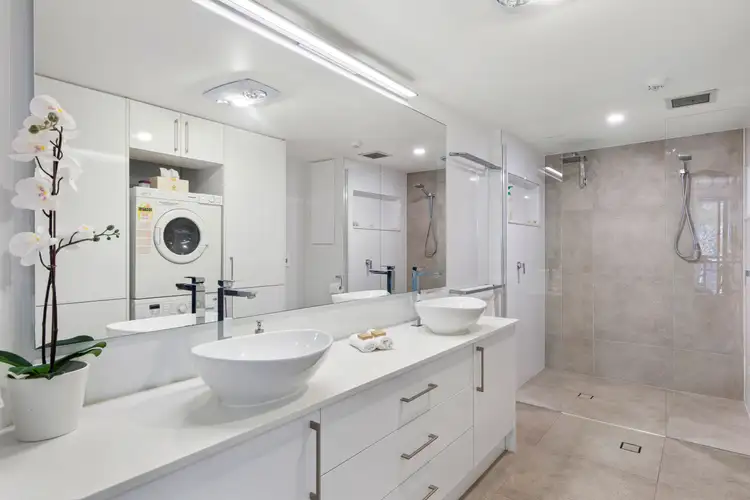 Sixth view of Homely unit listing, 17/104 River Esplanade, Mooloolaba QLD 4557