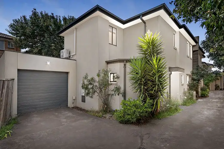 2/23 Kingsville Street, Kingsville VIC 3012