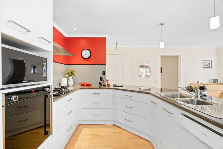 Sixth view of Homely house listing, 6 Glen Eyre Court, Aberfoyle Park SA 5159