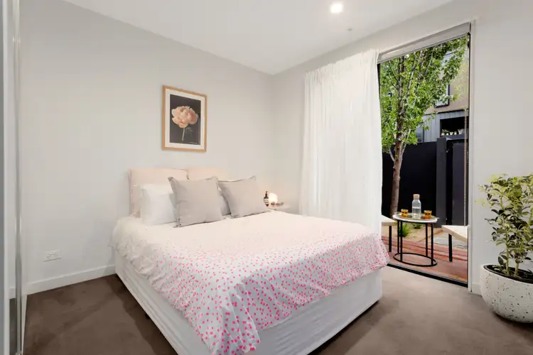 Fifth view of Homely apartment listing, 3/328-330 Neerim Road, Carnegie VIC 3163