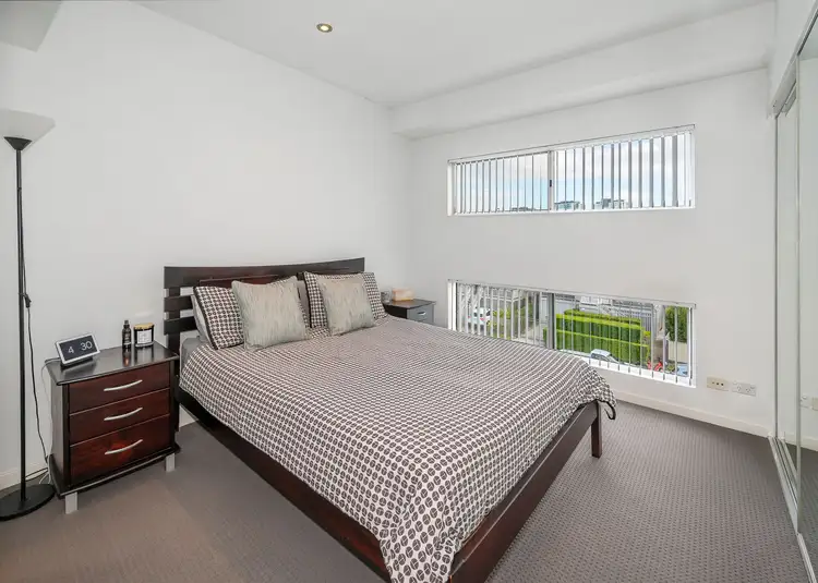 Fourth view of Homely apartment listing, 4/12 Dobson Street, Ascot QLD 4007