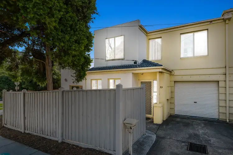 33 Wright Street, Clayton VIC 3168