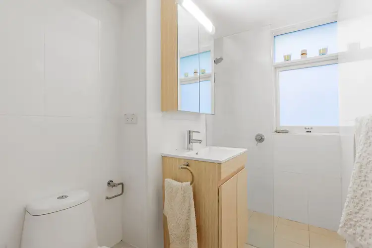 Fourth view of Homely studio listing, 2/51-59 Roslyn Gardens, Elizabeth Bay NSW 2011