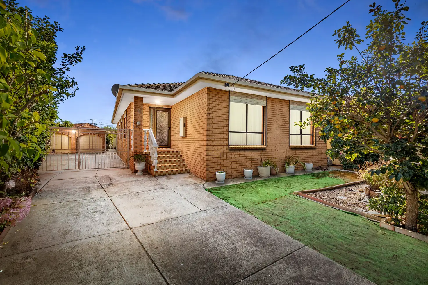Main view of Homely house listing, 11 Michelle Close, Thomastown VIC 3074