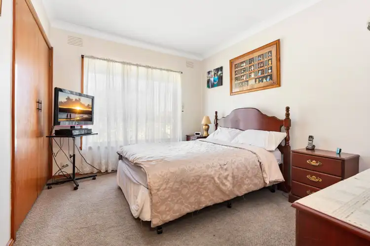 Sixth view of Homely house listing, 11 Michelle Close, Thomastown VIC 3074