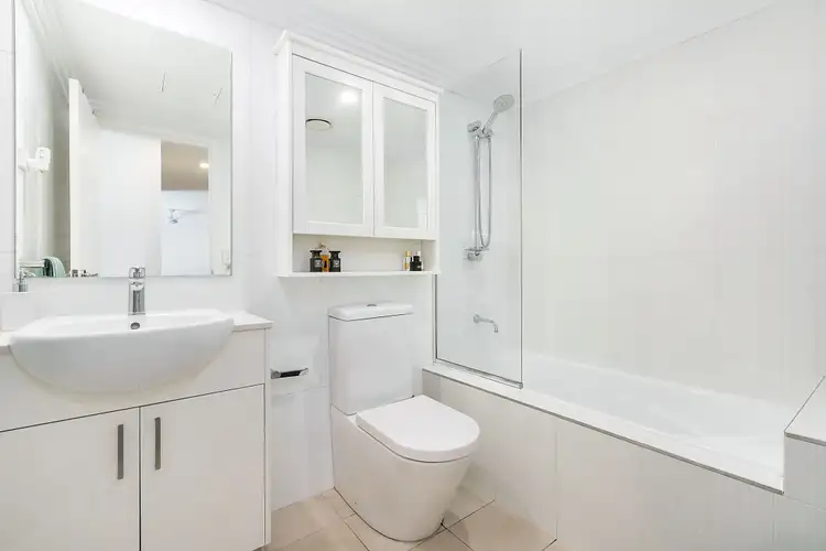 Fifth view of Homely apartment listing, 4/15-19 Shackel Avenue, Brookvale NSW 2100