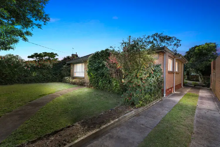76 Jaguar Drive, Clayton VIC 3168
