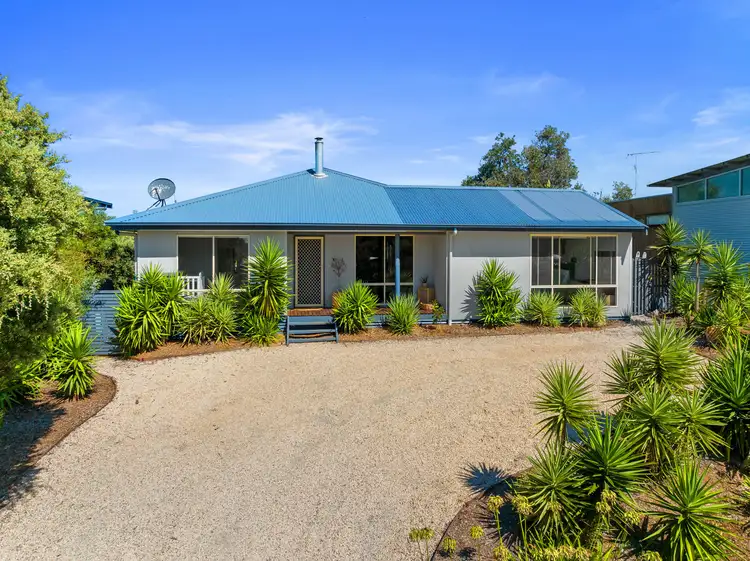 21 Bradley Avenue, Venus Bay VIC 3956