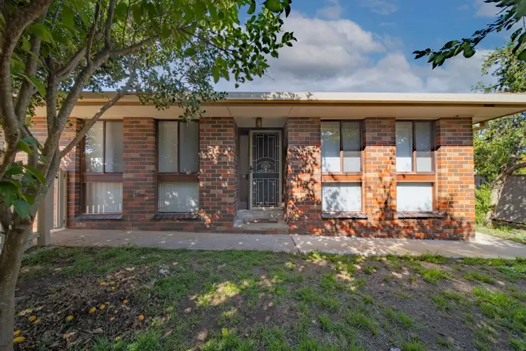 2/32 Powells Avenue, Strathdale VIC 3550