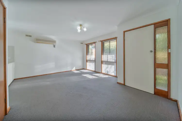 Third view of Homely house listing, 2/32 Powells Avenue, Strathdale VIC 3550
