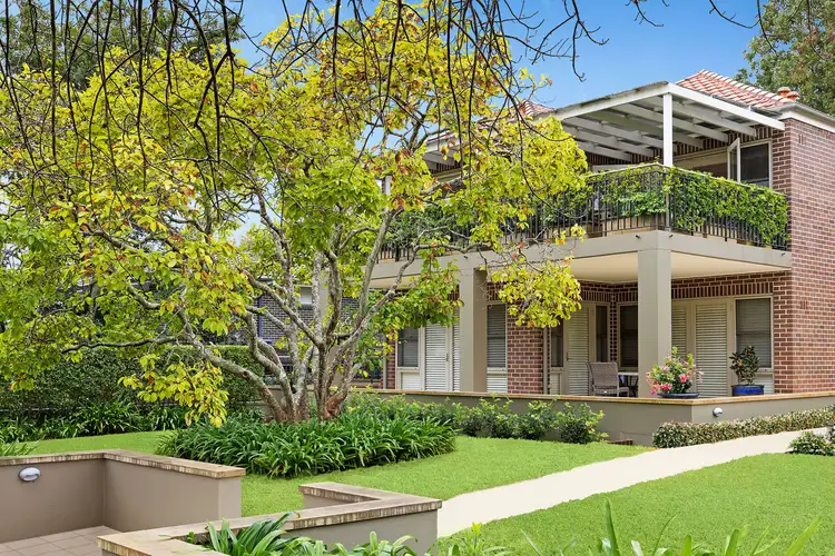 4/3 Kanoona Avenue, St Ives NSW 2075