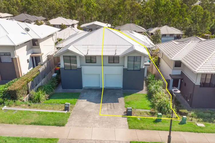 Main view of Homely townhouse listing, 2/8 Lincoln Parade, Springfield Lakes QLD 4300