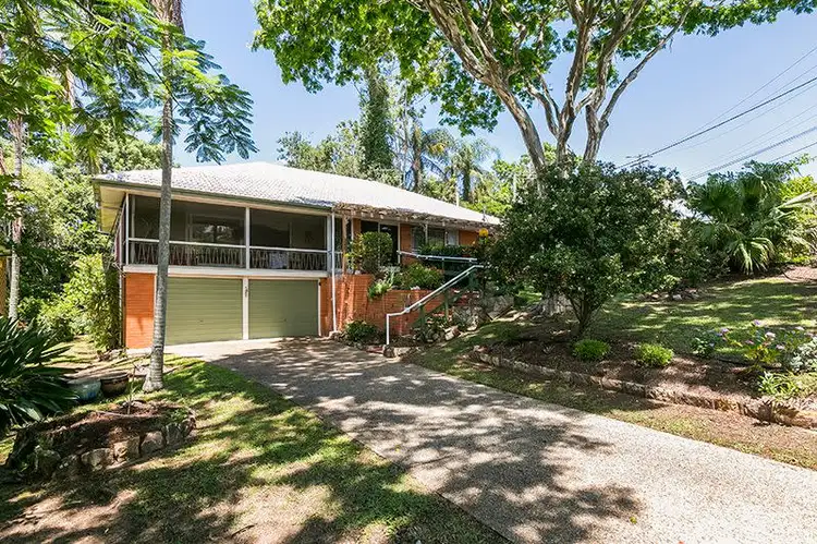 14 Nindethana Street, Indooroopilly QLD 4068