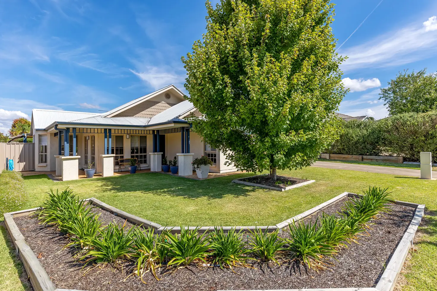 Main view of Homely house listing, 70 Yentoo Drive, Glenfield Park NSW 2650