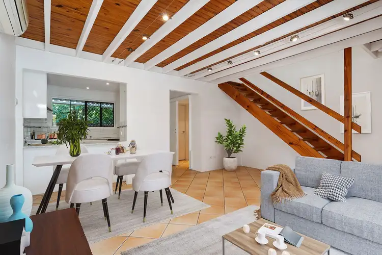 4/18 Old Chatswood Road, Daisy Hill QLD 4127