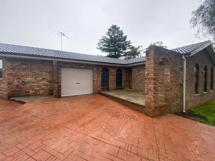 Second view of Homely house listing, 9 Bramble Place, Macquarie Fields NSW 2564