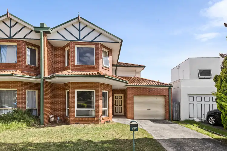 27 The Quadrangle, Glen Waverley VIC 3150