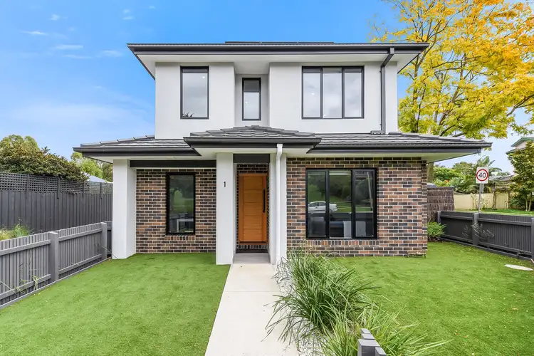 1/19 Melville Park Drive, Berwick VIC 3806