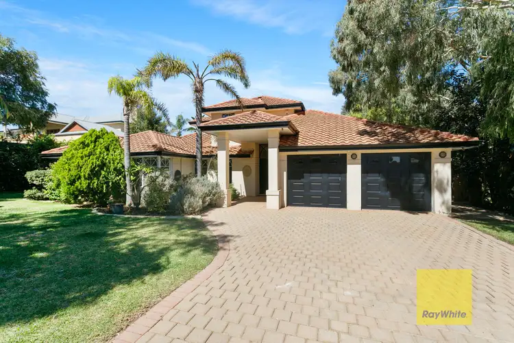 2 Grove Hill, Mount Claremont WA 6010