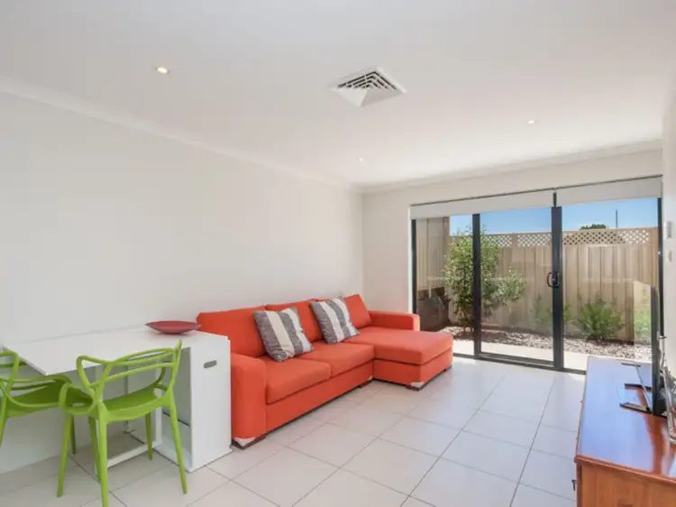 Third view of Homely house listing, 5/36 Cameron Road, Queanbeyan NSW 2620