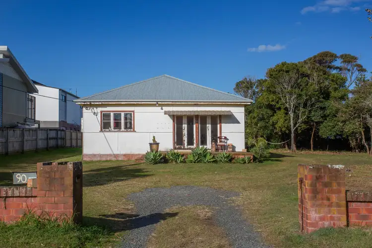 90 Renfrew Road, Werri Beach NSW 2534