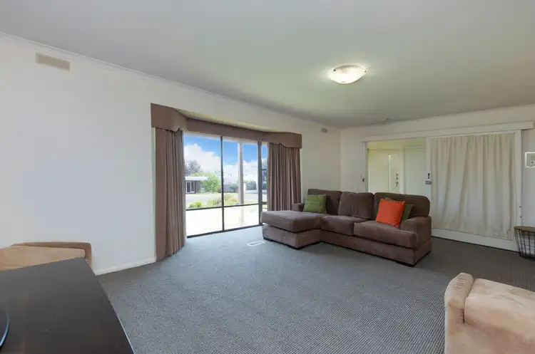 Second view of Homely house listing, 27 Skiddaw Crescent, Warrnambool VIC 3280